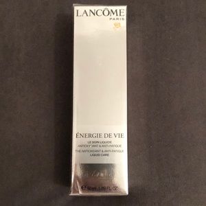 Lancome Energie De Vie
The Antioxidant & Anti-Fatigue Liquid Care